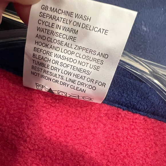 GP Lightweight, Waterproof , Jacket / Coat in Fuchsia w Royal Blue Design - Picture 10 of 10